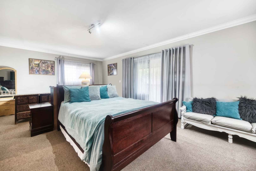 4 Bedroom Property for Sale in Hermanus Heights Western Cape